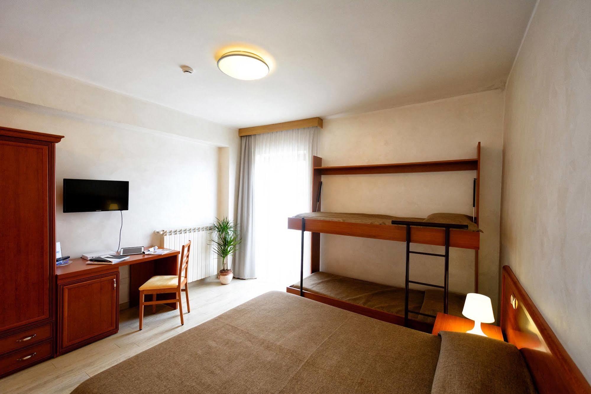 Sport Village & Hotel 4*